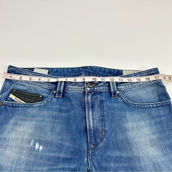 DIESEL Men’s Thavar Slim Skinny Classic Wash Blue Jean Cut‎ Off Shorts Jorts 31 - Picture 4 of 12